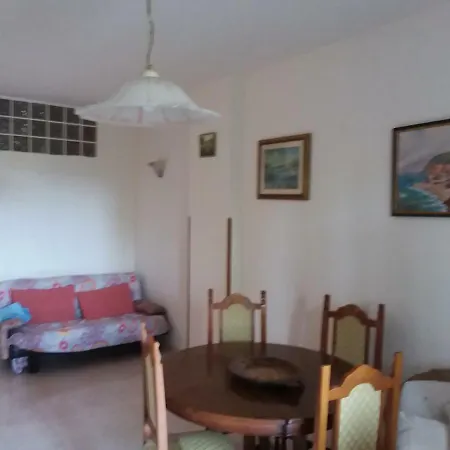 Hong Apartman