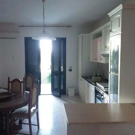 Apartment Hong *